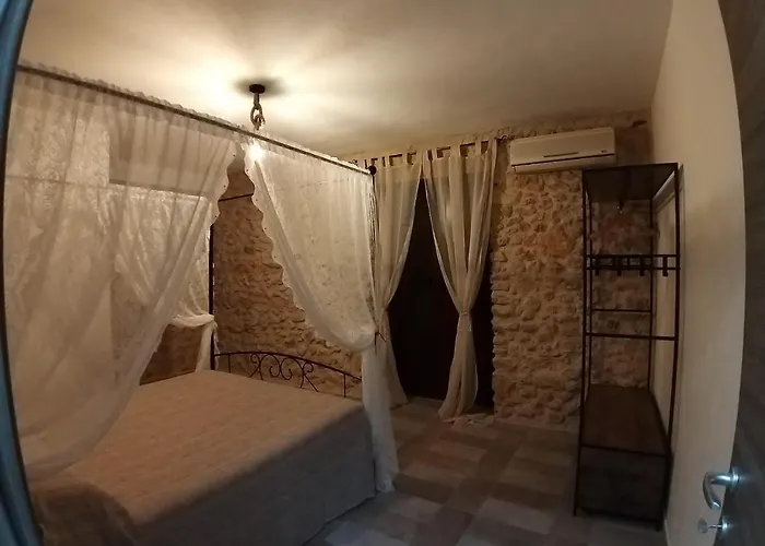 A Cantunera O Castieddu Pensión Naro