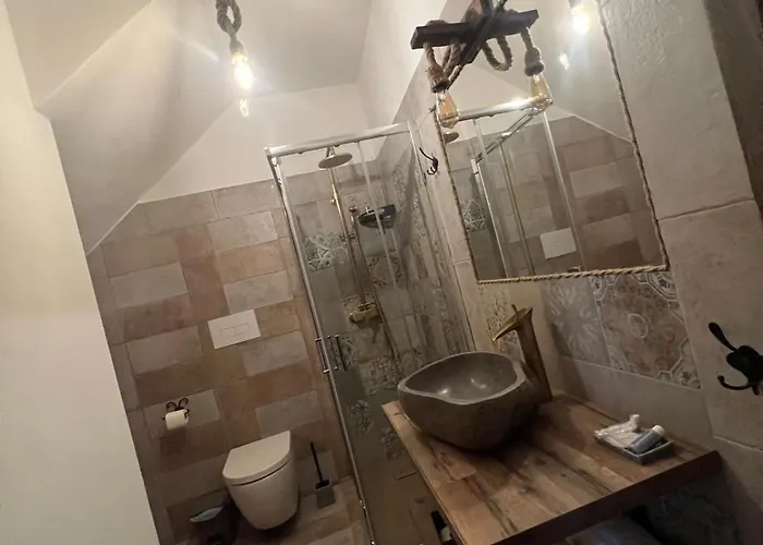 A Cantunera O Castieddu Pensión Naro